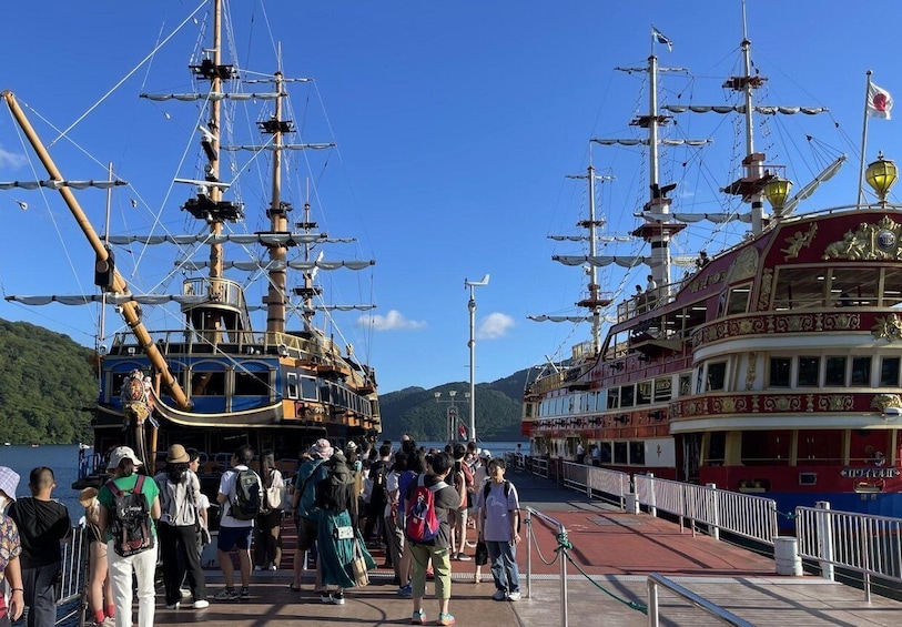 Picture 3 for Activity View of Mt. Fuji, Chureito Pagoda and Hakone Cruise Day Trip