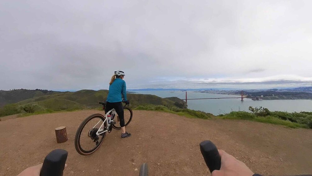 Picture 4 for Activity San Francisco: Marin Headlands Gravel Biking Tour +GG Bridge