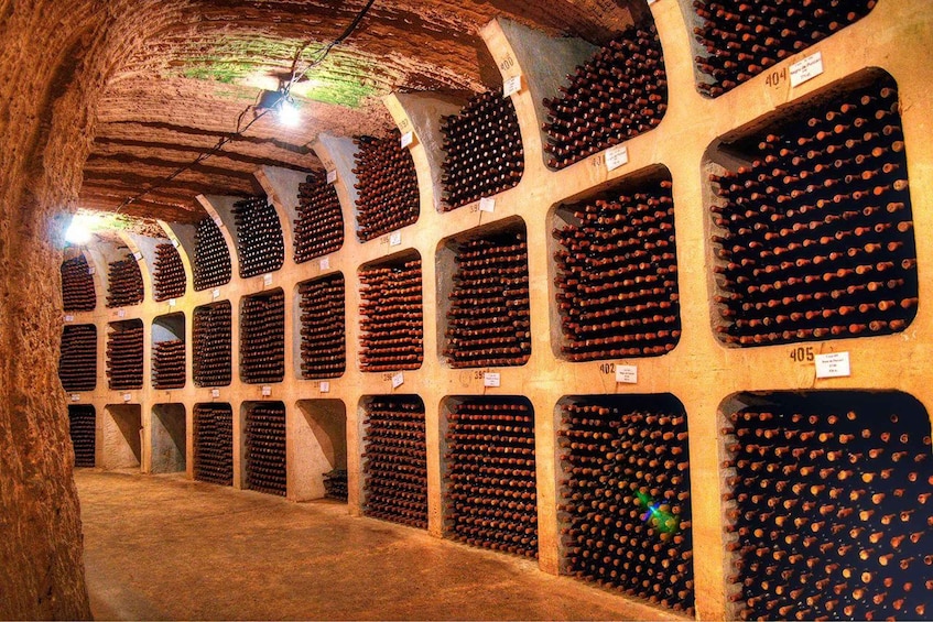 Picture 1 for Activity from Moldova: Manuc Bei mansion -Milesti Mici wine cellar