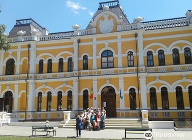 from Moldova: Manuc Bei mansion -Milesti Mici wine cellar