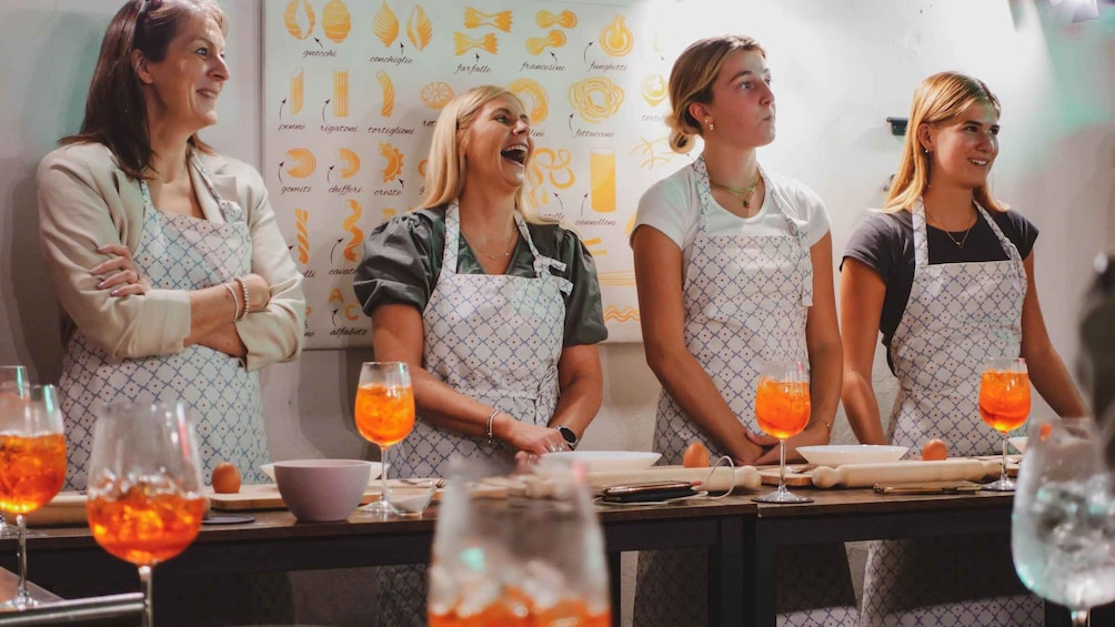 Rome: Traditional Pasta with Cocktails Drunken Cooking Class