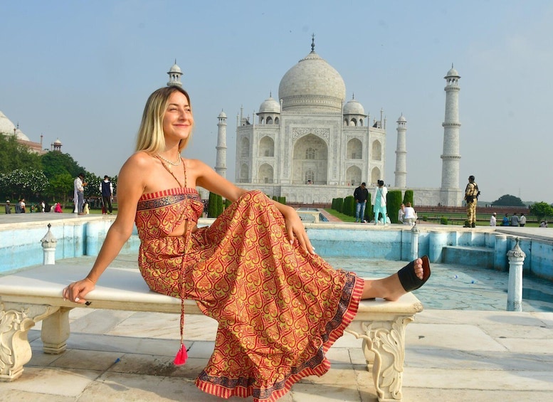 Picture 2 for Activity From Delhi: Private Taj Mahal Sunrise and Agra Fort Day Trip