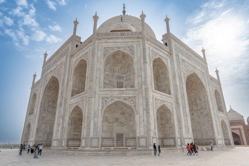 Picture 7 for Activity From Delhi: Private Taj Mahal Sunrise and Agra Fort Day Trip