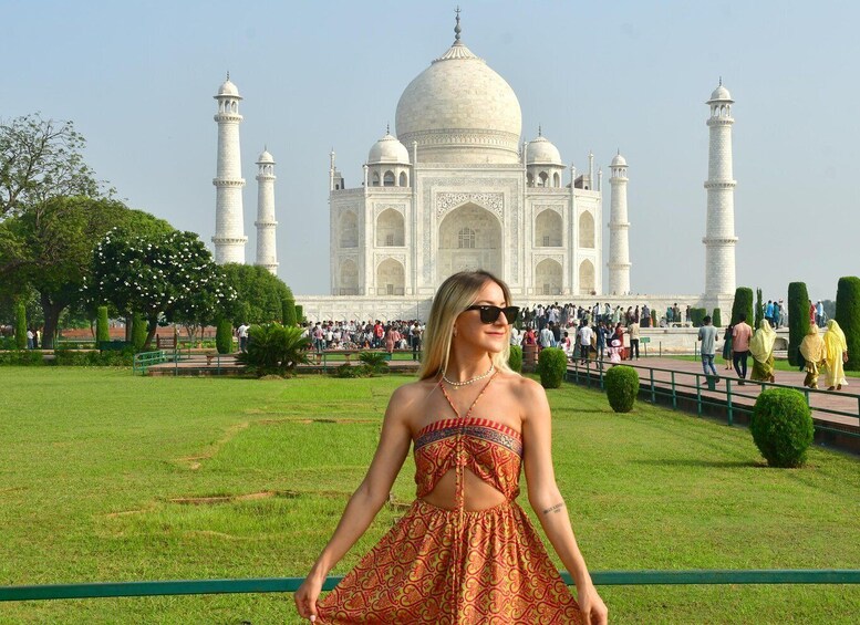 Picture 14 for Activity From Delhi: Private Taj Mahal Sunrise and Agra Fort Day Trip
