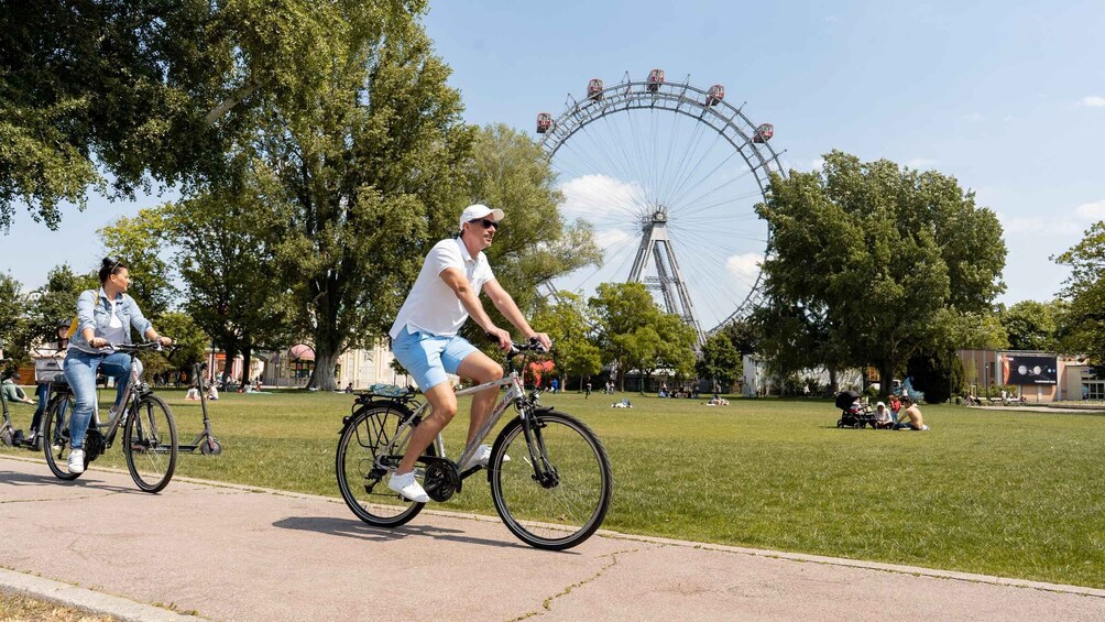 Picture 3 for Activity Vienna: Bike date with Vienna