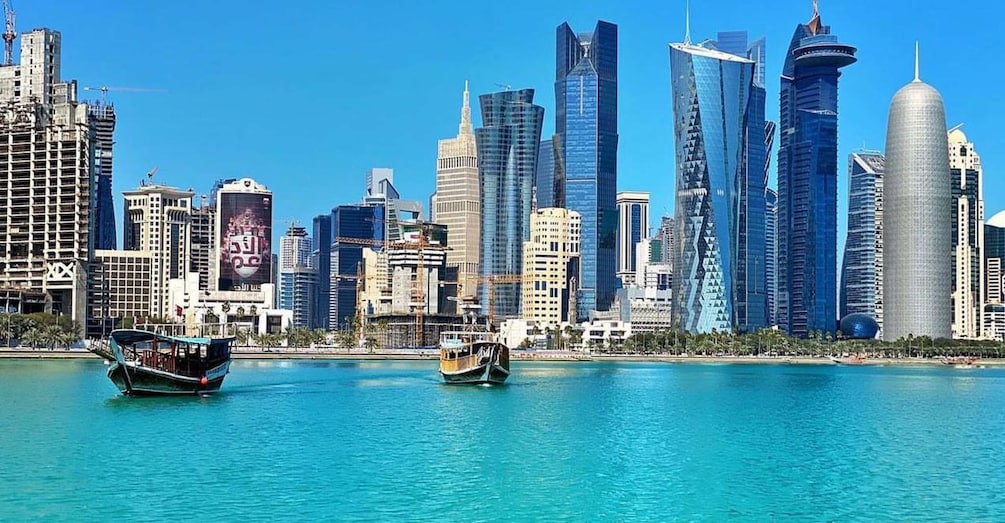 Doha: Guided City Tour with Traditional Dhow Ride