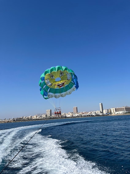 Picture 2 for Activity Parasailing and boat ride.