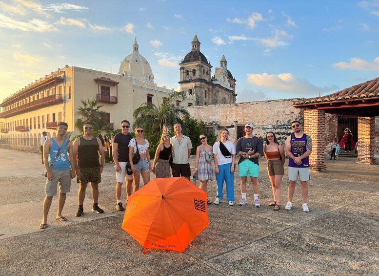 Cartagena: Historic Center and Getsemaní Shared Walking Tour