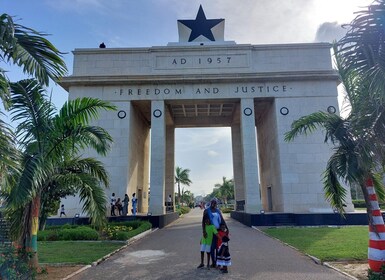 Half-Day Accra City Tour Experience