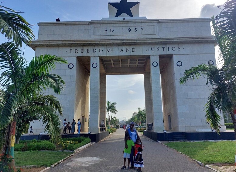 Half-Day Accra City Tour Experience