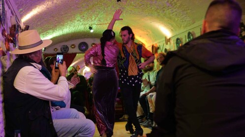 Granada: Traditional Flamenco Show in a Cave Entry Ticket