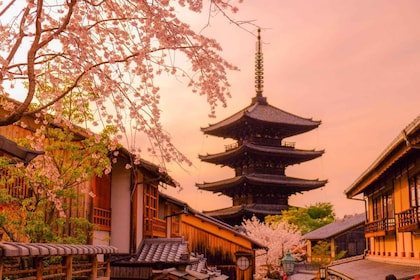 Kyoto: Gion District Hidden Gems Walking Tour