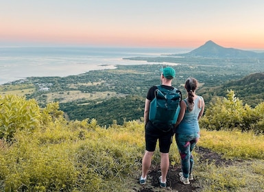 Chamarel: Sonnenuntergangs-Bergwanderung