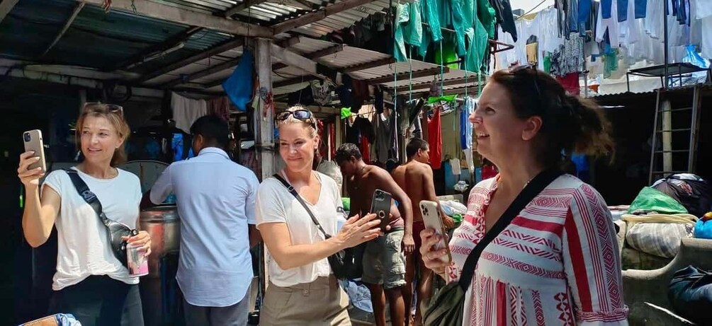 Picture 4 for Activity Mumbai: Dhobi Ghat Laundry and Dharavi Slum Tour with Local