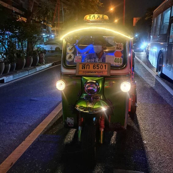 Picture 6 for Activity Bangkok: Old Town Food Tasting Tuk Tuk Tour at Night