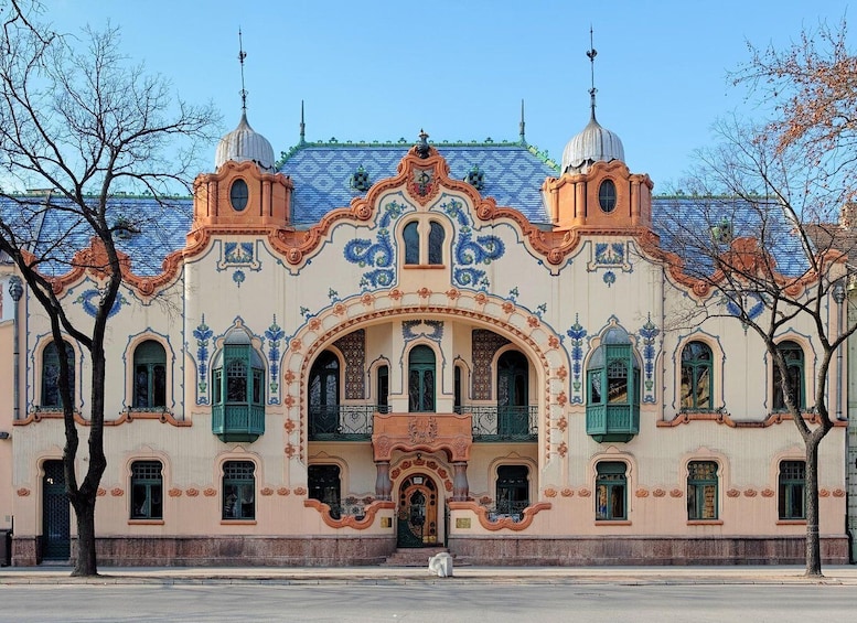 From Belgrade: Subotica & Palić Lake Full-day Private Tour