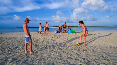 From Bohol: Island Sunset Watching and Snorkelling Tour