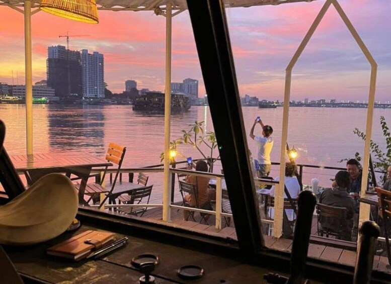 Phnom Penh: Sunset Cruise on Kanika Boat