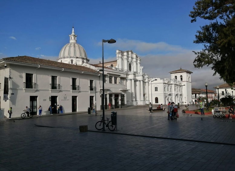 Popayán: Gastronomic Wonders and City Tour