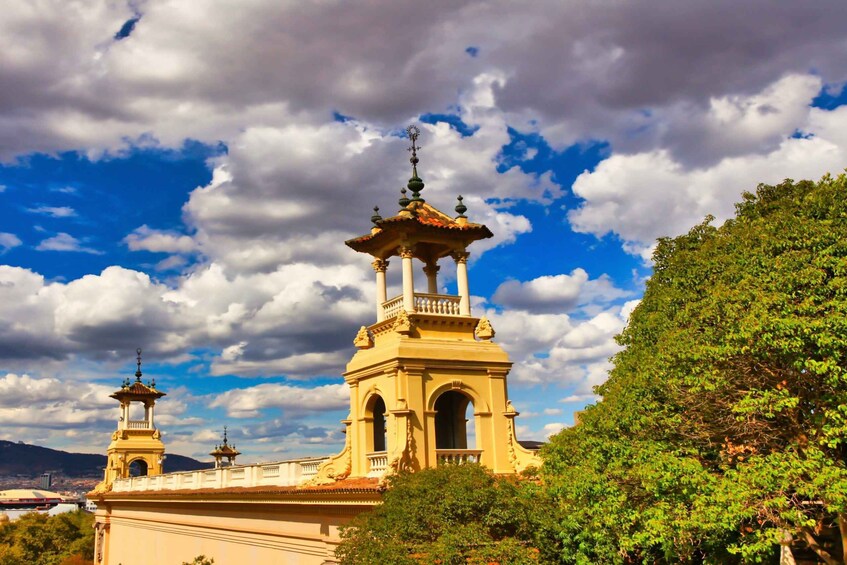 Picture 2 for Activity Skip-the-line Montjuïc Castle Tour with a Cable Car Ride