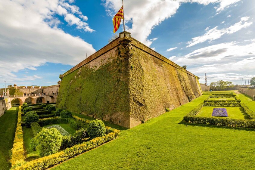 Picture 5 for Activity Skip-the-line Montjuïc Castle Tour with a Cable Car Ride