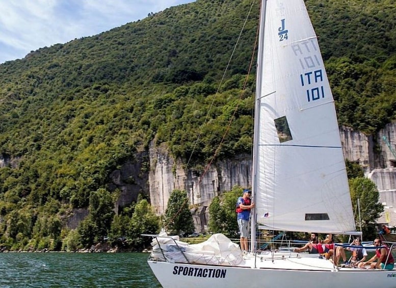 Picture 2 for Activity Lake Iseo: Sailing Cruise of the Three Islands