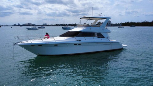 Miami: Private 52ft Luxury Yacht Rental with Captain