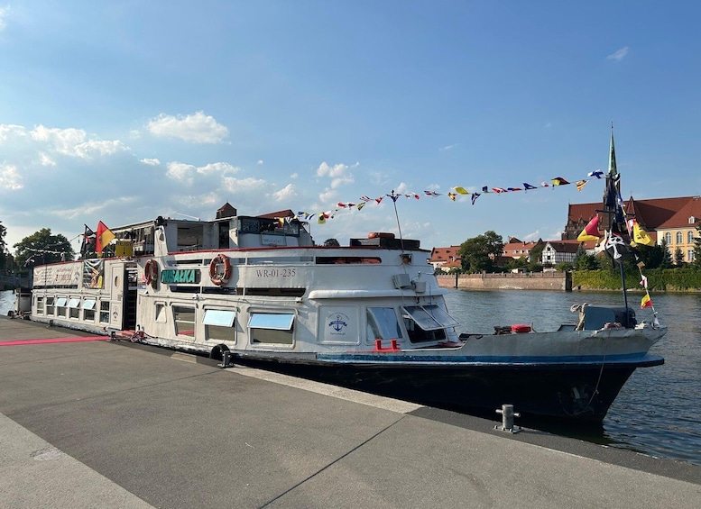 Picture 3 for Activity Wroclaw Boat Cruises 2024