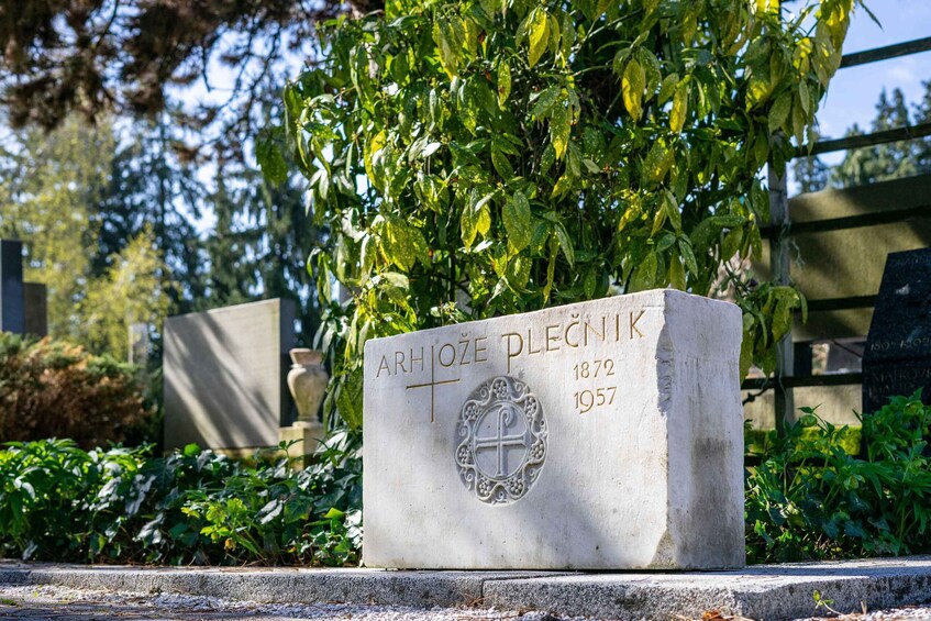 Picture 3 for Activity The Deadly Tour - Ljubljana Cemetery Tour