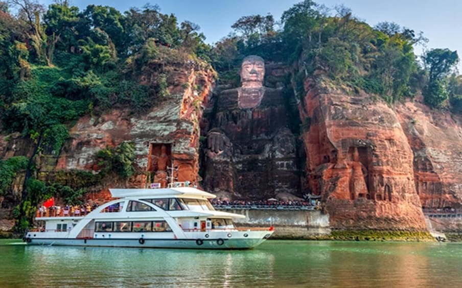 Picture 2 for Activity Leshan Buddha boat and food half day trip