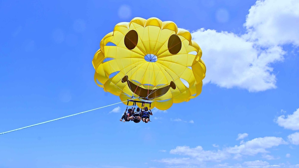 Picture 9 for Activity Oahu: Waikiki Parasailing