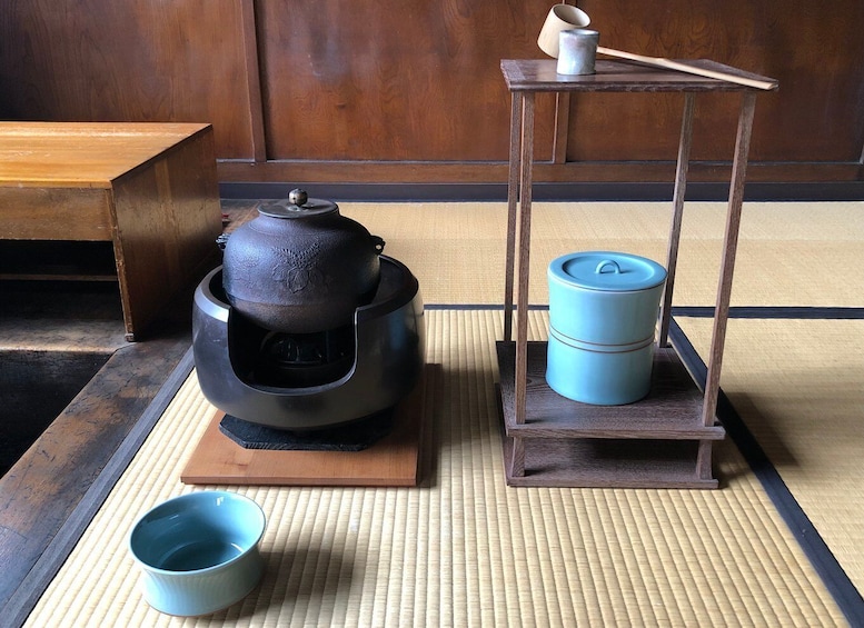 Picture 4 for Activity Kyoto: Casual Tea Ceremony in 100-Year-Old Machiya House