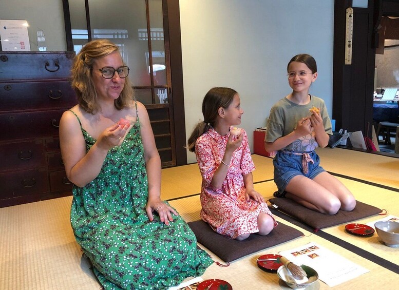 Picture 8 for Activity Kyoto: Casual Tea Ceremony in 100-Year-Old Machiya House