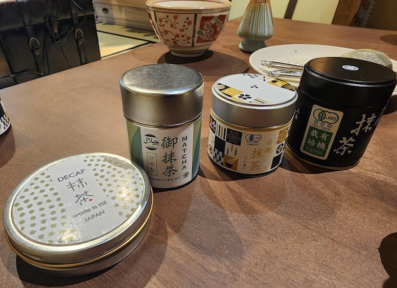 Picture 14 for Activity Tokyo: Matcha and Kimono Experience