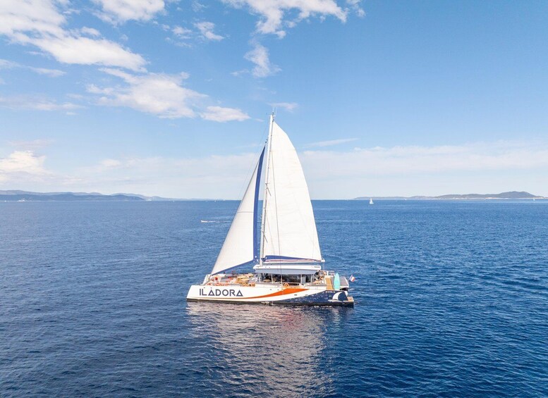 Picture 1 for Activity Hyères : Afternoon cruise along the Hyères coastline