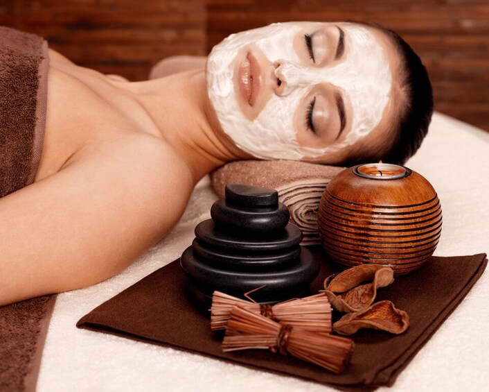 Picture 2 for Activity Beauty Ritual : Berber massage+Face care+manicure+pedicure