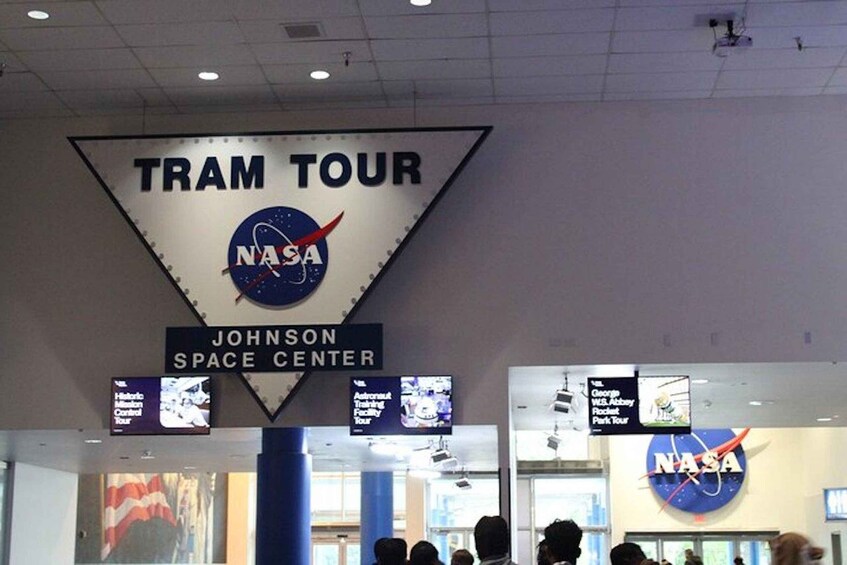 Picture 31 for Activity Houston: Tunnel Tour & NASA Space Center Ticket & Transport