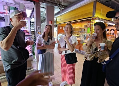 Rome: Vatican Street Food and Wine Tour with Farmers Market