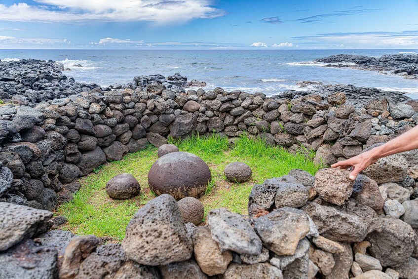 Picture 5 for Activity From Hanga Roa: Easter Island Highlights 2-Day Tour