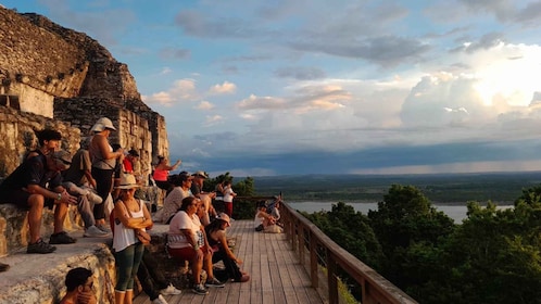 Flores: Yaxha Shared Sunset Tour with Transport & Guide