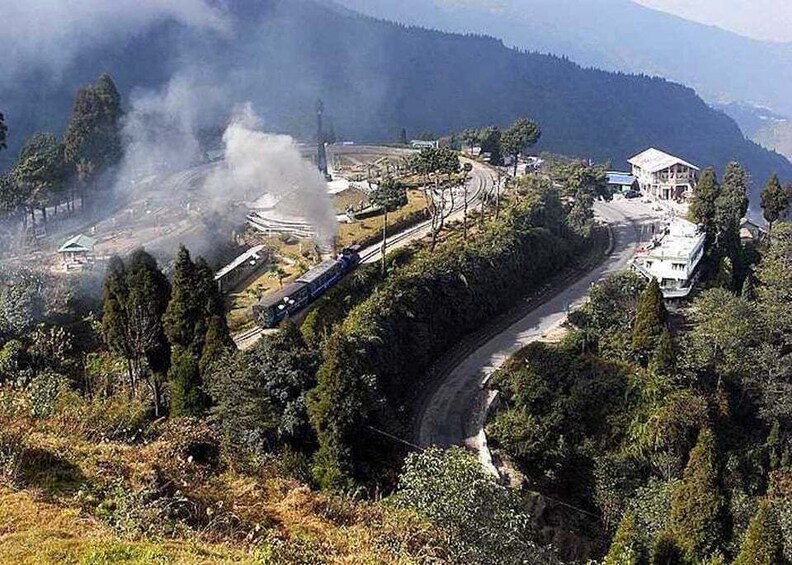 Picture 1 for Activity Darjeeling: Full-Day Guided Sightseeing Tour by Car