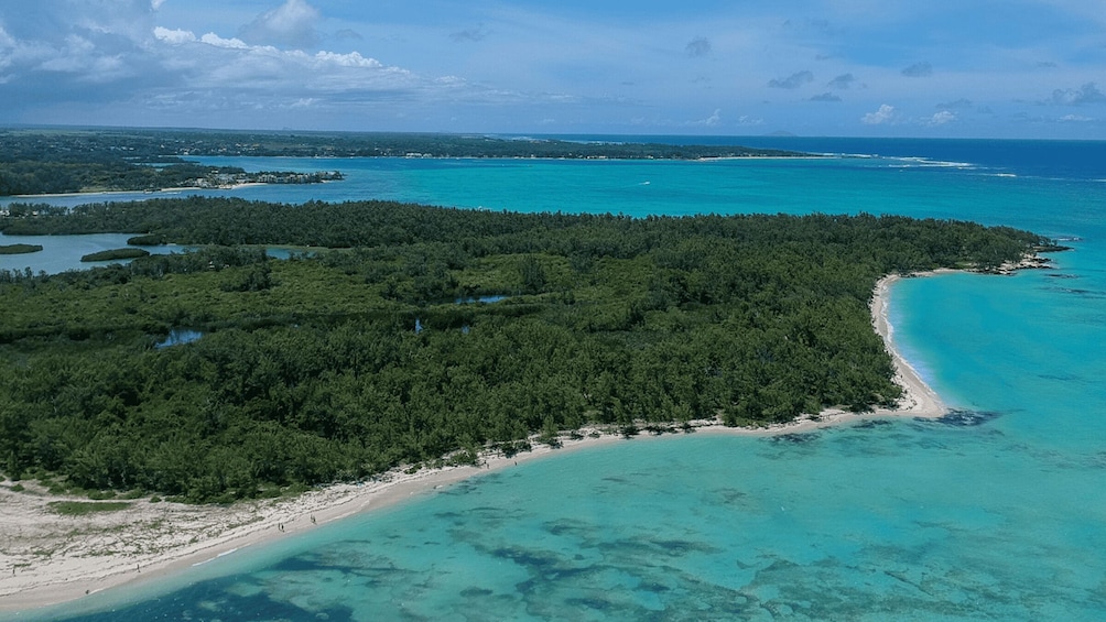 Picture 9 for Activity "Paradise Explorer: Snorkel, Sail, and Swim in Mauritius!"