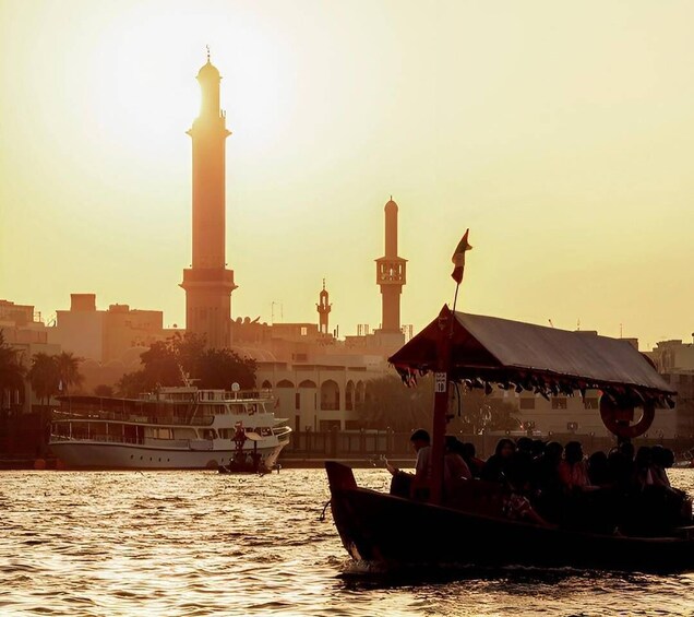 Picture 11 for Activity Dubai: Abra Cruise with Old Town & Street Food Walking Tour