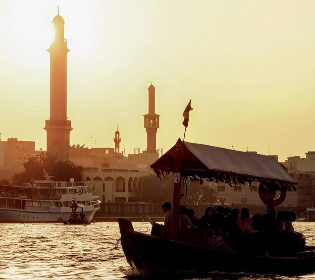 Picture 11 for Activity Dubai: Abra Cruise with Old Town & Street Food Walking Tour