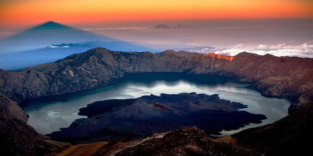Picture 1 for Activity Rinjani Tracking 3D/2N