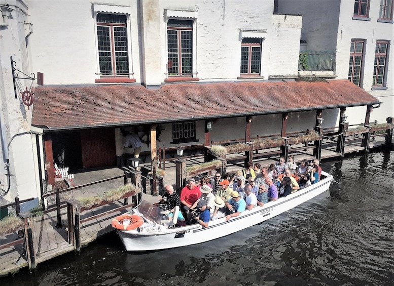 Picture 4 for Activity Bruges Beer and Chocolate Walking Tour