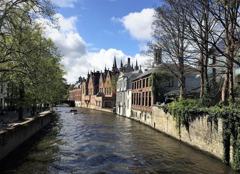 Picture 5 for Activity Bruges Beer and Chocolate Walking Tour