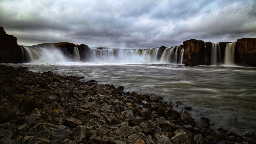 From Akureyri: Godafoss Waterfall Guided Trip with Transfers