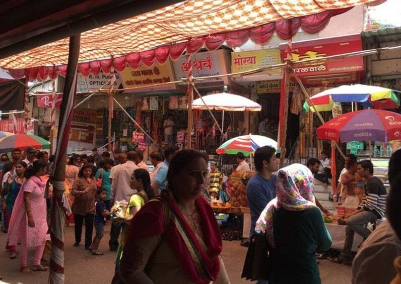 Picture 8 for Activity Vibrant Markets of Varanasi (2 Hours Guided Walking Tour)