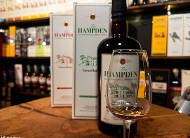 Perjalanan Rum Hampden Estate Pribadi dari Montego Bay